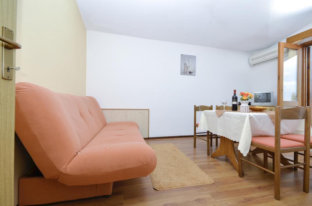 Apartments Ana Baška Voda Quarto foto