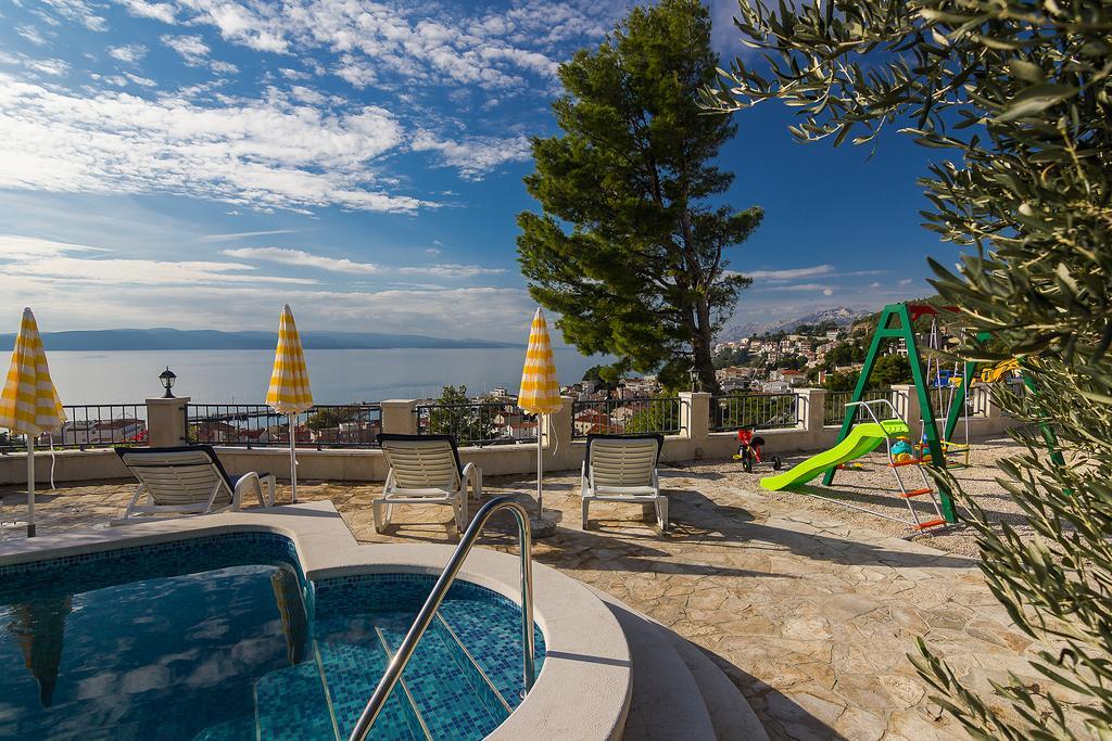 Apartments Ana Baška Voda Exterior foto